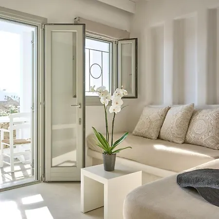 Paolas τown Boutique ホテル 4*