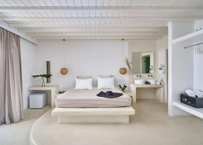 Paolas τown Boutique