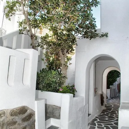 Paolas τown Boutique