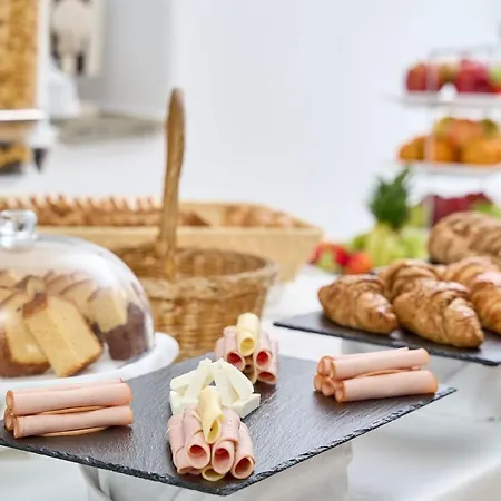 Paolas τown Boutique Mykonos Town