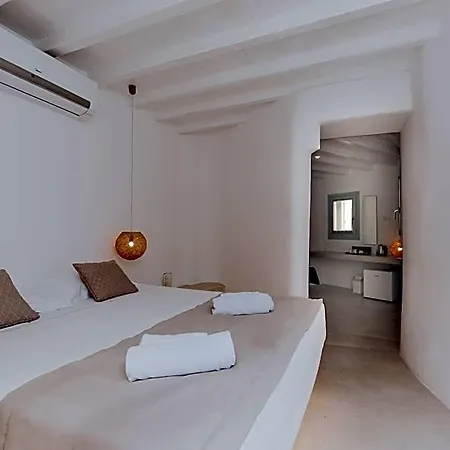 Paolas τown Boutique Mykonos Town