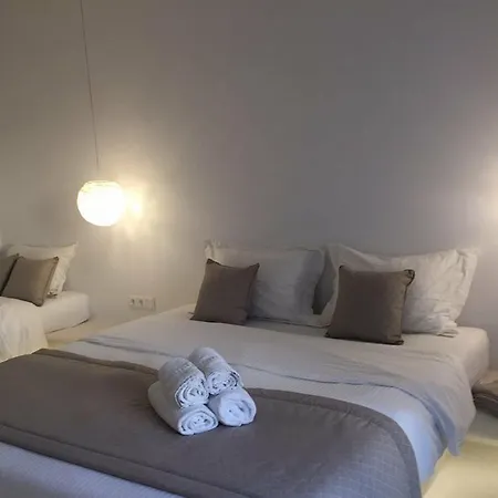 Paolas τown Boutique Mykonos Town